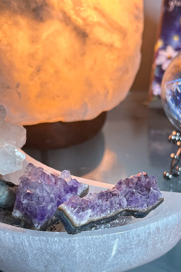 The Best Crystals for New Mothers